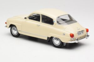 Saab 96 V4 Beige MCG 1:18 MCG18059 Métal Moulé — image 5 sur 6