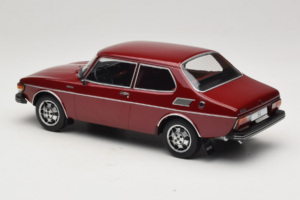 Saab 99 EMS Metallic Rouge MCG 1:18 MCG18441 Métal Moulé — image 5 sur 6
