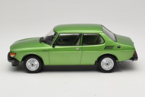 Saab 99 Metallic Vert MCG 1:18 MCG18440 Métal Moulé — image 3 sur 6