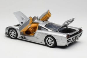 Saleen S7 Argent Motormax 1:18 73117 Métal Moulé — image 5 sur 8