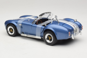 Shelby Cobra 427 S/C Bleu Bande Blanche Road Signature 1:18 92058-P2 Métal Moulé — image 5 sur 6
