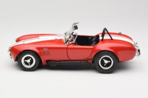 Shelby Cobra 427 S/C Guardsman Red ERTL 1:18 7369 Métal Moulé — image 4 sur 8