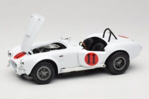 Shelby Cobra 427 S/C Blanc Auto World 1:18 AWSS104 Métal Moulé — image 2 sur 8