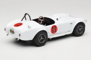Shelby Cobra 427 S/C Blanc Auto World 1:18 AWSS104 Métal Moulé — image 3 sur 8