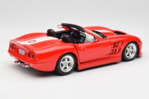 Shelby Series 1 Cabriolet Rouge Bburago 1:18 3353 Métal Moulé — image 3 sur 8
