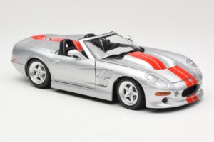 Shelby Series 1 Argent Bburago 1:18 3323 Métal Moulé — image 6 sur 8