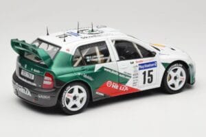 Skoda Fabia WRC #15 T. Gardemeister / P. Lukander WRC 1999 Solido 1:18 90457 Métal Moulé — image 3 sur 8