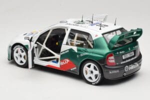 Skoda Fabia WRC #15 T. Gardemeister / P. Lukander WRC 1999 Solido 1:18 90457 Métal Moulé — image 5 sur 8