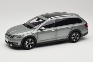 Skoda Octavia Mk4 Combi Vert Paudi Model 1:18 ZMR000005GRU Métal Moulé