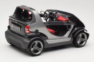 Smart Crossblade 450 Noir Minichamps 1:18 0013440V001C02Q00 Métal Moulé — image 3 sur 8