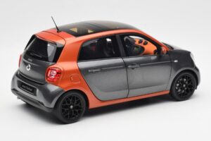 Smart Forfour W453 Lava Orange Graphite Gris Norev 1:18 B66960298 Métal Moulé — image 3 sur 8