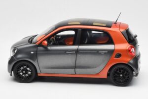 Smart Forfour W453 Lava Orange Graphite Gris Norev 1:18 B66960298 Métal Moulé — image 4 sur 8