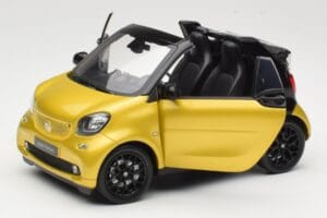 Smart Fortwo 453 Cabriolet Noir Et Jaune Norev 1:18 B66960289 Métal Moulé — image 2 sur 8