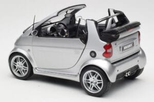 Smart Fortwo W450 Brabus Cabrio Argent Édition Concessionnaire Kyosho 1:18 0017769V001C05Q00 Métal Moulé — image 7 sur 8