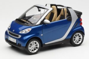 Smart Fortwo W451 Cabriolet Bleu Argent Minichamps 1:18 Q0022565V001C80Q00 Métal Moulé