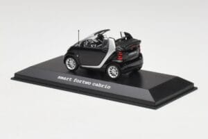 Smart Fortwo Cabrio Noir Profond Minichamps 1:43 Q0022561V001C18Q00 Métal Moulé — image 3 sur 4