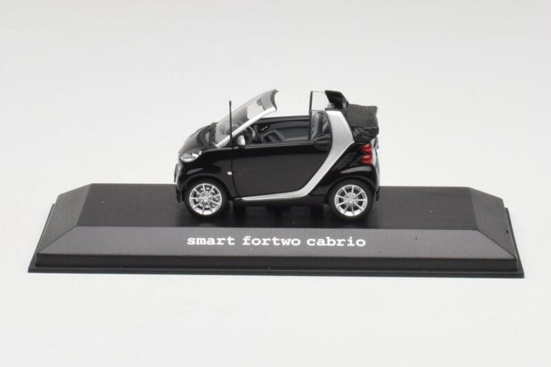Smart Fortwo Cabrio Noir Profond Minichamps 1:43 Q0022561V001C18Q00 Métal Moulé