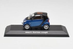 Smart Fortwo Coupe Aqua Bleu Metallic & Noir Minichamps 1:43 Q0022558V001C77Q00 Métal Moulé