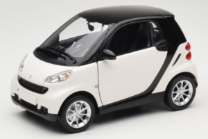 Smart Fortwo 451 Coupe Blanc Noir Minichamps 1:18 150036302 Métal Moulé