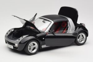 Smart Roadster Noir Bburago 1:18 34099-M1 Métal Moulé — image 2 sur 8