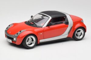 Smart Roadster Rouge Bburago 1:18 34099 Métal Moulé