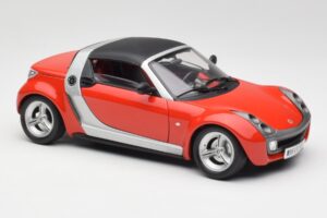 Smart Roadster Rouge Bburago 1:18 34099 Métal Moulé — image 6 sur 8