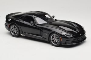 SRT Viper GTS Noir Maisto 1:18 31128 Métal Moulé — image 6 sur 8