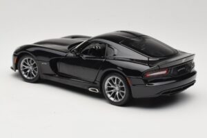 SRT Viper GTS Noir Maisto 1:18 31128 Métal Moulé — image 7 sur 8