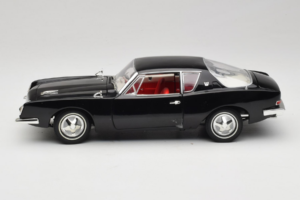 Studebaker Avanti Noir Signature Models 1:18 STUDEBAKER001 Métal Moulé — image 4 sur 8