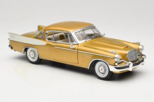 Studebaker Golden Hawk Anson 1:18 30384 Métal Moulé — image 6 sur 8