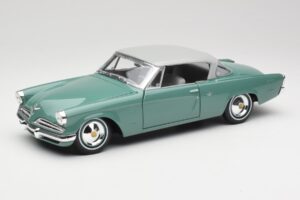 Studebaker Starliner Seafoam Vert & Shasta Blanc Maisto 1:18 31651 Métal Moulé