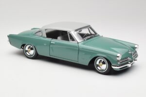 Studebaker Starliner Seafoam Vert & Shasta Blanc Maisto 1:18 31651 Métal Moulé — image 5 sur 8