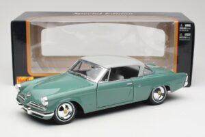 Studebaker Starliner Seafoam Vert & Shasta Blanc Maisto 1:18 31651 Métal Moulé — image 8 sur 8