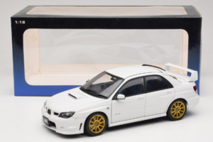 Subaru Impreza WRX STi GD Blanc AUTOart 1:18 78682 Métal Moulé — image 8 sur 8