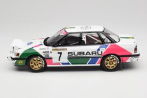 Subaru Legacy RS BC5 Group A #7 C. McRae / D. Ringer Rally Sweden 1992 Otto 1:18 OT1158 Résine — image 3 sur 6