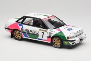 Subaru Legacy RS BC5 Group A #7 C. McRae / D. Ringer Rally Sweden 1992 Otto 1:18 OT1158 Résine — image 4 sur 6