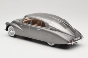 Tatra 87 Gris MCG 1:18 MCG18068 Métal Moulé — image 5 sur 6