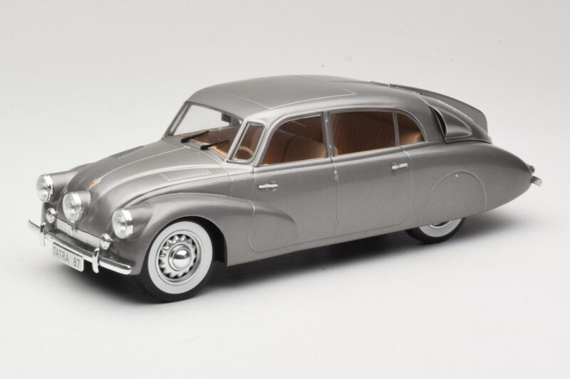 Tatra 87 Gris MCG 1:18 MCG18068 Métal Moulé