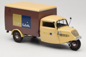 Tempo Hanseat 100 Jahre KaDeWe Minichamps 1:18 686354688 Métal Moulé — image 6 sur 8