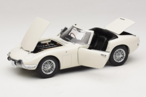 Toyota 2000 GT Cabriolet Blanc James Bond Collection AUTOart 1:18 78731 Métal Moulé — image 2 sur 8