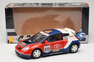 Toyota Auris WRC #8 Panis / Balas WRC 2003 Solido 1:18 90598 Métal Moulé — image 8 sur 8