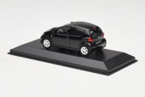 Toyota Aygo AB10 Noir Minichamps 1:43 400166401 Métal Moulé — image 3 sur 4