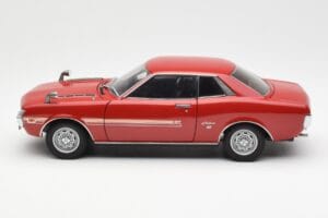 Toyota Celica 1600 GT TA22 Rouge AUTOart 1:18 78783 Métal Moulé — image 4 sur 8