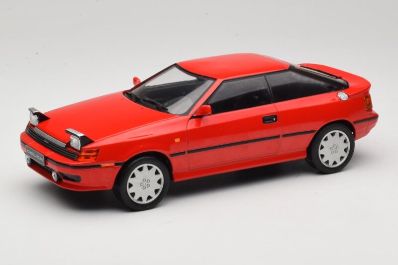 Toyota Celica GT-Four ST165 Rouge IXO 1:18 18CMC001 Métal Moulé