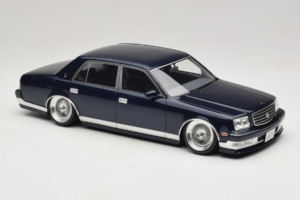 Toyota Century VG45 V12 Stance Blue Mica Otto 1:18 OT1218 Résine — image 4 sur 6