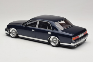 Toyota Century VG45 V12 Stance Blue Mica Otto 1:18 OT1218 Résine — image 5 sur 6