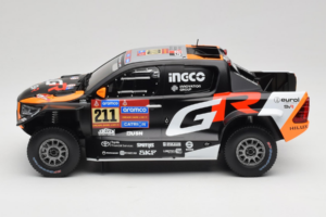 Toyota GR DKR Hilux Evo #211 H. Lategan / B. Cummings Rally Dakar 2025 IXO 1:18 18RMC237 Métal Moulé — image 3 sur 6