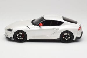 Toyota GR Supra A90 Fuji Speedway Edition White Pearl Metallic GT Spirit 1:18 GT341 Résine — image 3 sur 6