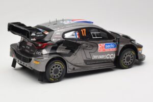 Toyota GR Yaris Rally1 #17 Toyota Gazoo Racing WRT S. Ogier / V. Landais Rally Finland 2024 IXO 1:18 18RMC216 Métal Moulé — image 2 sur 6