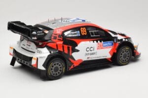 Toyota GR Yaris Rally1 #69 Toyota Gazoo Racing WRT K. Rovanpera / J. Halttunen Rally Finland 2024 IXO 1:18 18RMC218 Métal Mou — image 2 sur 6